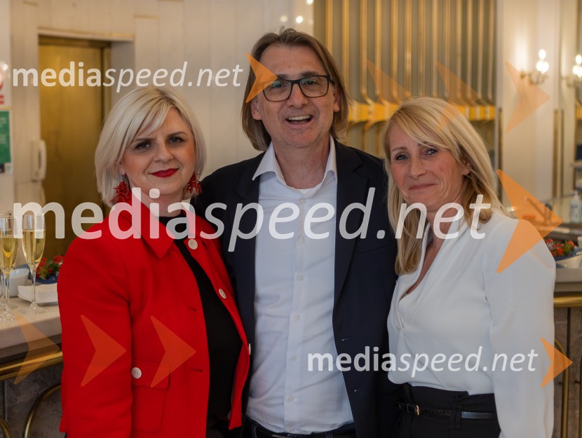  Darja Čižek, marketing, SNG Maribor;  Aleksandar  Popovski, režiser, umetniški direktor Drame SNG Maribor;  Anja  Žižek, marketing SNG MariborSNG Maribor predstavil repertoar sezone 2025/2026