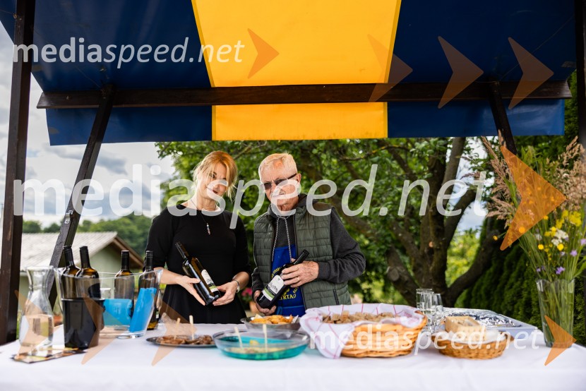 V Dupleku uspešno izpeljali prvi Dan odprtih kleti