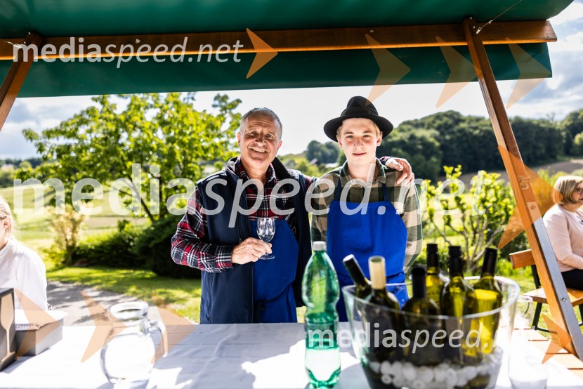  Peter Zajc, vinar;  Mai HorvatV Dupleku uspešno izpeljali prvi Dan odprtih kleti