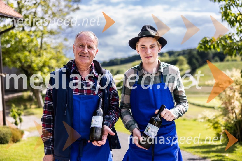  Peter Zajc, vinar;  Mai HorvatV Dupleku uspešno izpeljali prvi Dan odprtih kleti