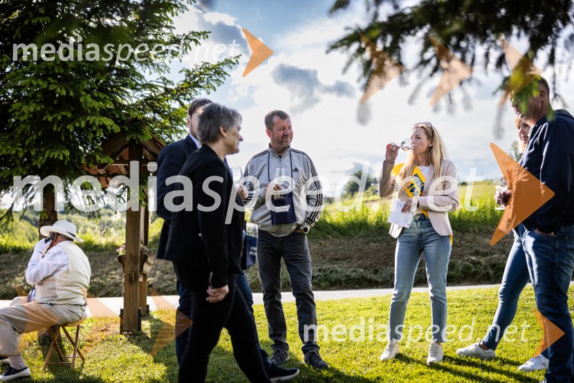 V Dupleku uspešno izpeljali prvi Dan odprtih kleti