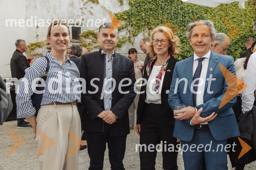  ... ;  ... ;  Nataša Pipan Nahtigal;  Herman Baskår, namestnik veleposlanika, svetovalec za politične in gospodarske zadeve – Veleposlaništvo Kraljevine Norveške v BudimpeštiPredstavitev Slovensko-norveškega poslovnega združenja