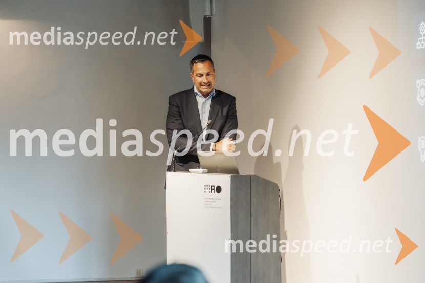  Matej Kurent, generalni direktor norveške družbe Crayon v SlovenijiPredstavitev Slovensko-norveškega poslovnega združenja