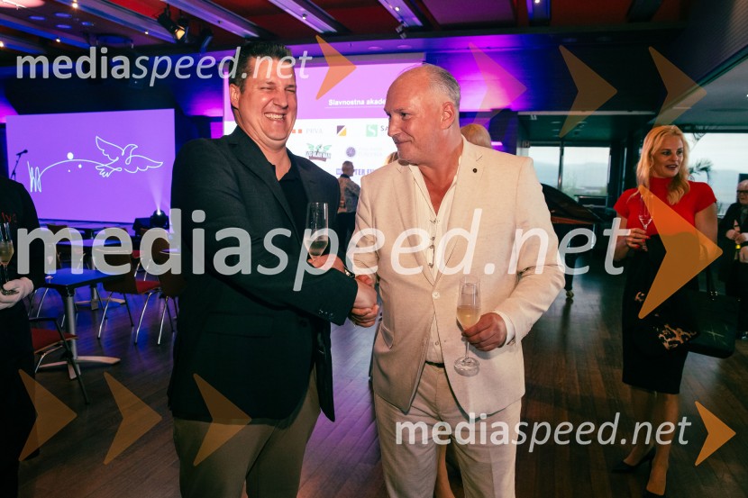  ... ; mag. Kristjan Verbič, ustanovitelj in bivši predsednik Vseslovenskega združenja malih deležnikov35 let javnega delovanja Kristjana Verbiča