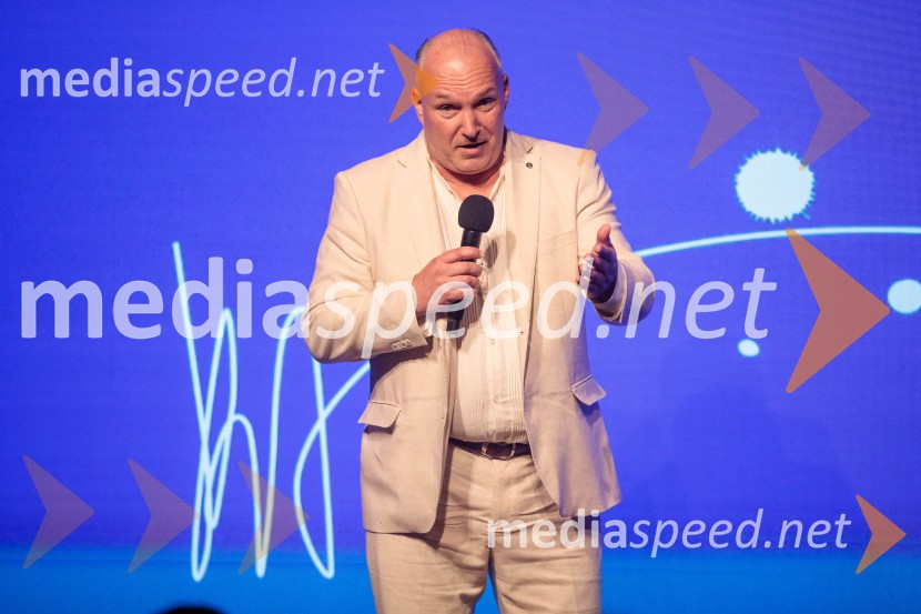 mag. Kristjan Verbič, ustanovitelj in bivši predsednik Vseslovenskega združenja malih deležnikov35 let javnega delovanja Kristjana Verbiča