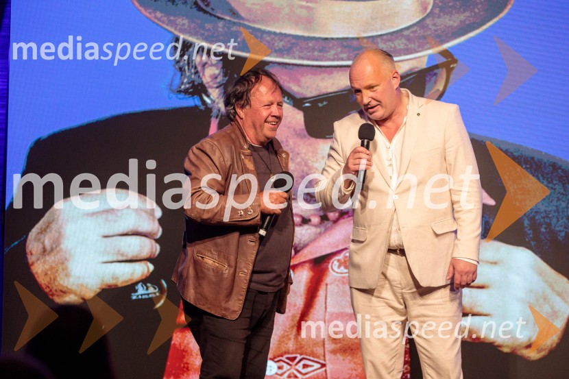  Peter Lovšin - Pero, pevec; mag. Kristjan Verbič, ustanovitelj in bivši predsednik Vseslovenskega združenja malih deležnikov35 let javnega delovanja Kristjana Verbiča