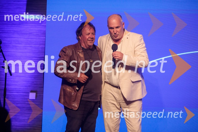  Peter Lovšin - Pero, pevec; mag. Kristjan Verbič, ustanovitelj in bivši predsednik Vseslovenskega združenja malih deležnikov35 let javnega delovanja Kristjana Verbiča