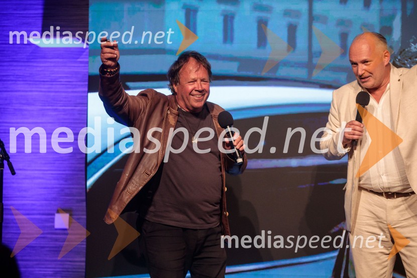  Peter Lovšin - Pero, pevec; mag. Kristjan Verbič, ustanovitelj in bivši predsednik Vseslovenskega združenja malih deležnikov35 let javnega delovanja Kristjana Verbiča