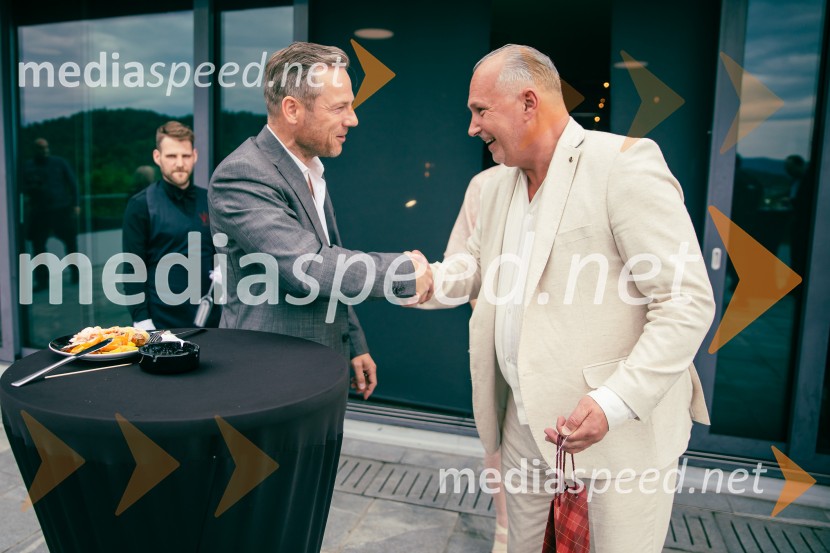  ... ; mag. Kristjan Verbič, ustanovitelj in bivši predsednik Vseslovenskega združenja malih deležnikov35 let javnega delovanja Kristjana Verbiča