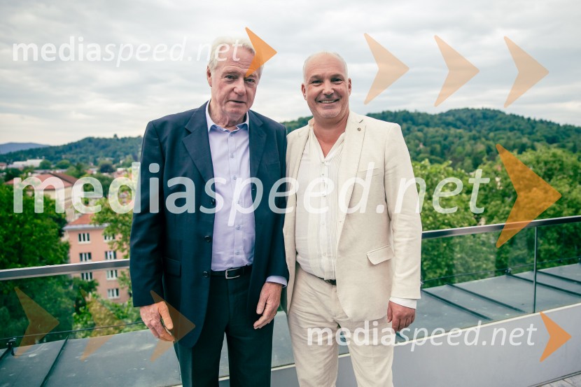  Ivan Lotrič, moderator; mag. Kristjan Verbič, ustanovitelj in bivši predsednik Vseslovenskega združenja malih deležnikov35 let javnega delovanja Kristjana Verbiča