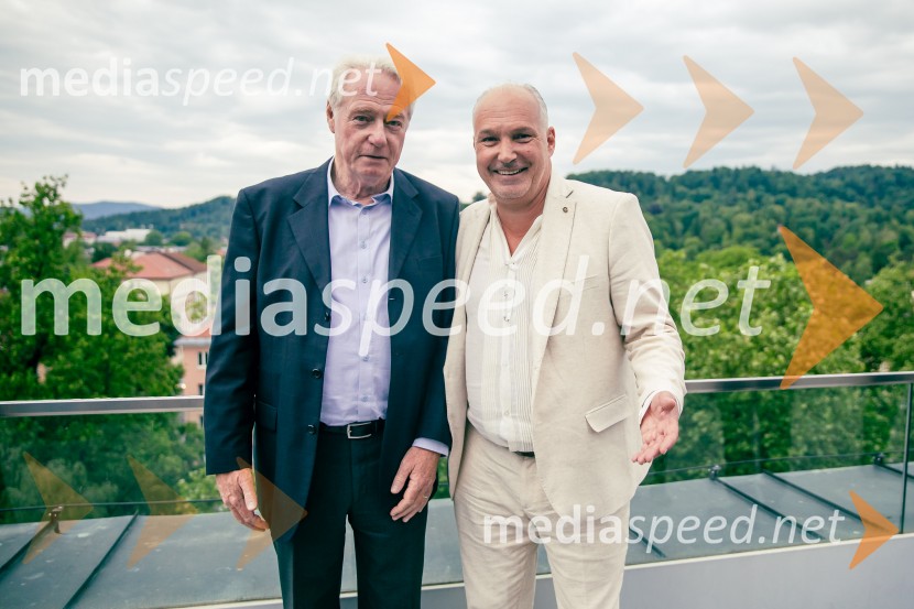  Ivan Lotrič, moderator; mag. Kristjan Verbič, ustanovitelj in bivši predsednik Vseslovenskega združenja malih deležnikov35 let javnega delovanja Kristjana Verbiča