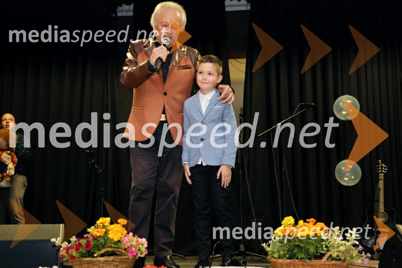  Alfi Nipič, pevec;  ... Dobrodelni koncert Čudeži sveta