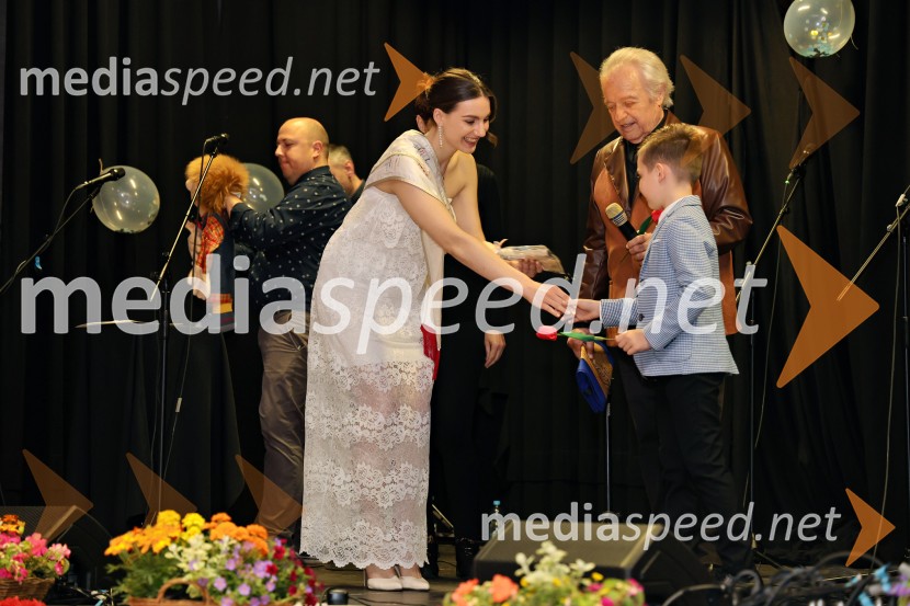  Katja Zver, prva spremljevalka, Miss Slovenije 2024;  Alfi Nipič, pevec;  ... Dobrodelni koncert Čudeži sveta