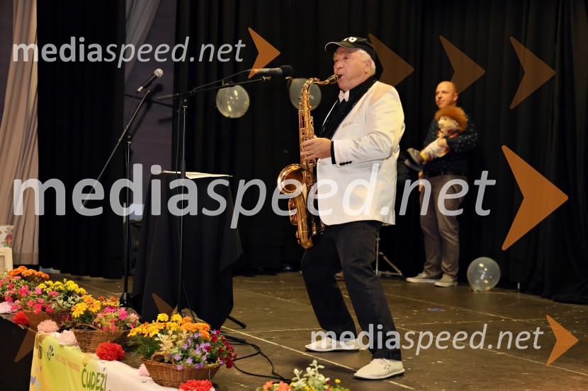  Oto Vrhovnik, glasbenikDobrodelni koncert Čudeži sveta