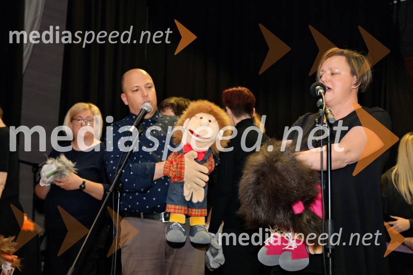  Aleksander Onišak, lutkar in terapevt;  ... Dobrodelni koncert Čudeži sveta