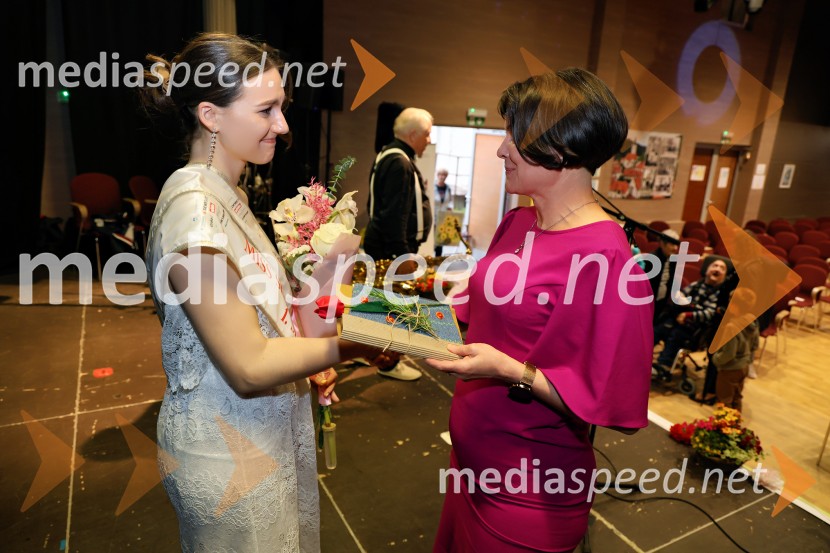  Katja Zver, prva spremljevalka, Miss Slovenije 2024;  ... Dobrodelni koncert Čudeži sveta