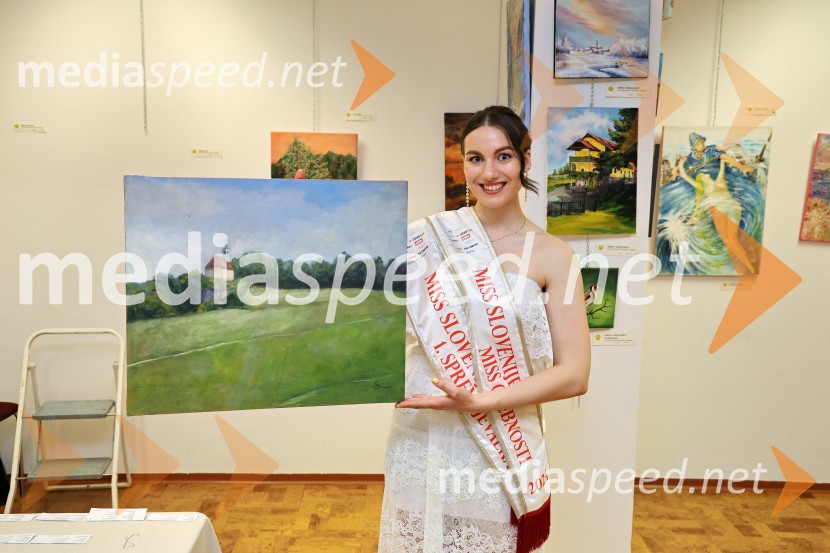  Katja Zver, prva spremljevalka, Miss Slovenije 2024Dobrodelni koncert Čudeži sveta