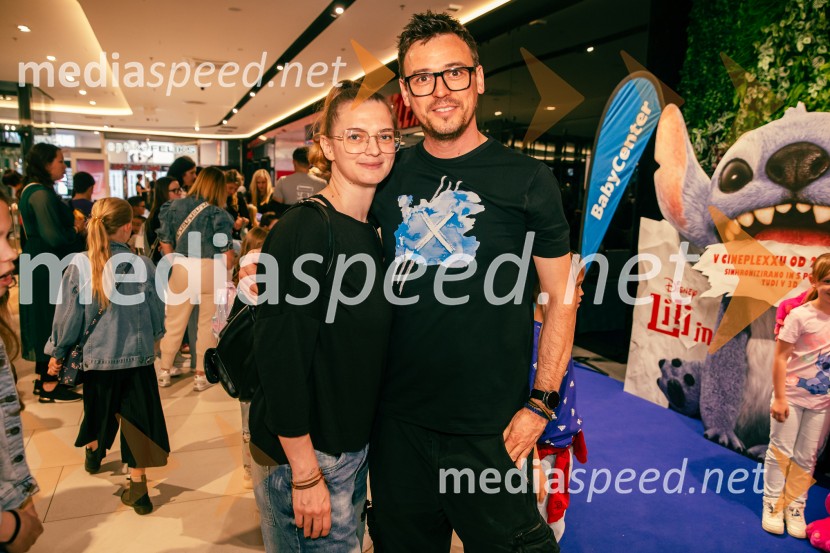  Teja Britovšek, Lepa soseda 2011;  Boštjan Meglič, glasbenik, član skupine SiddhartaLili in Žverca, premiera filma v Cineplexx Ljubljana