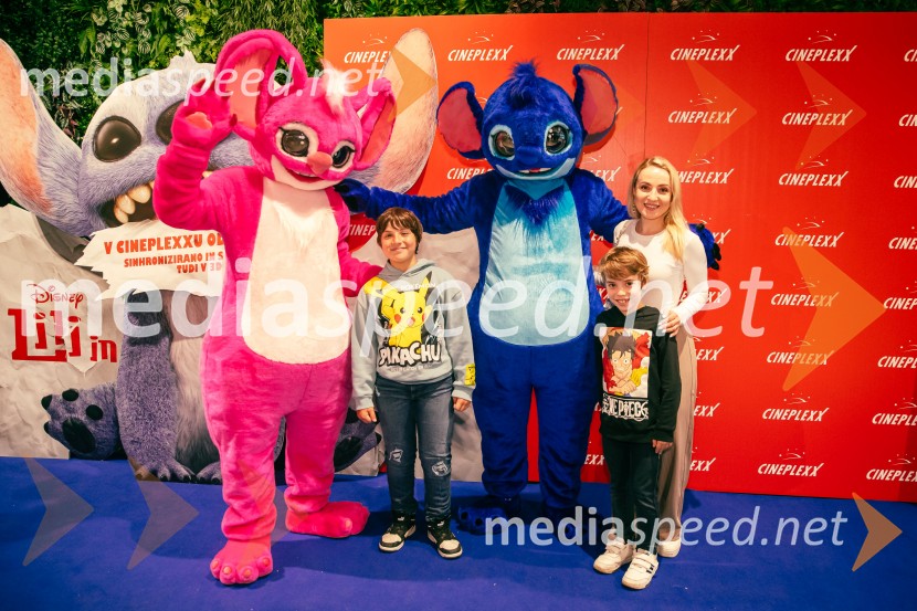  ... ;  ... ;  Ana  Žontar Kristanc, Anina kuhinjaLili in Žverca, premiera filma v Cineplexx Ljubljana