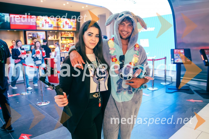  Simona Bračun Rok, Cineplexx;  Matic  Gaiser, cosplayer, costumerLili in Žverca, premiera filma v Cineplexx Ljubljana