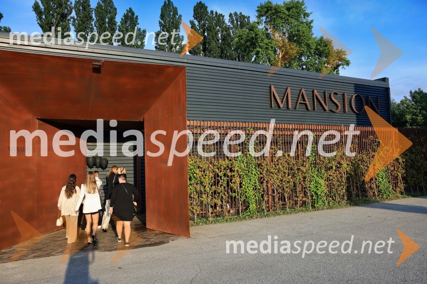 Honor predstavil novo serijo pametnih telefonov v Zagrebu