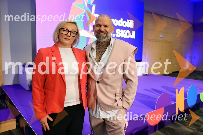  Judita Rigler, direktorica programa LAB INTERIOR v MIKRO+POLO;  Marko  Podgornik Verdev, direktor Mikro+Polo d.o.o.27. SKOJ, prvi dan konference