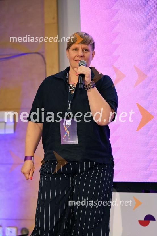  Tina Cipot, vodja korporativnega komuniciranja, Lidl Slovenija, predsednica PRSS27. SKOJ, prvi dan konference