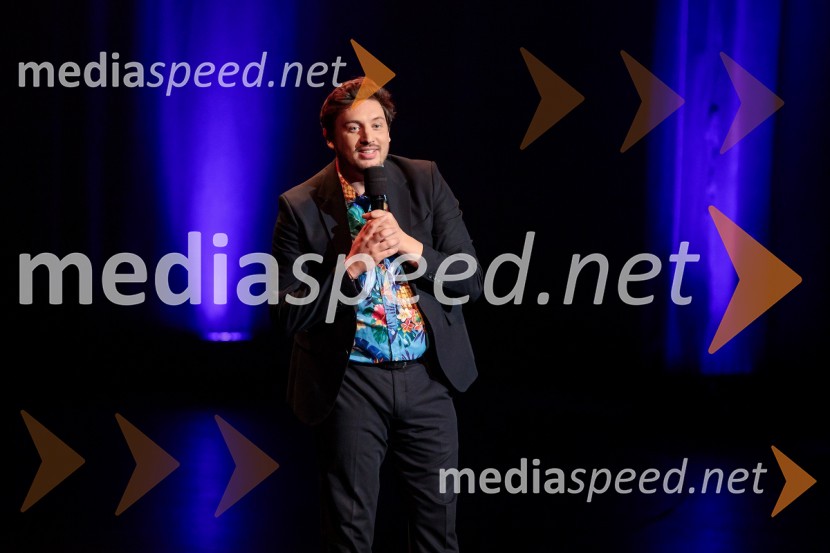  Tim Vodopivec, stand-up komikPrvi tradicionalni stand-up velešov