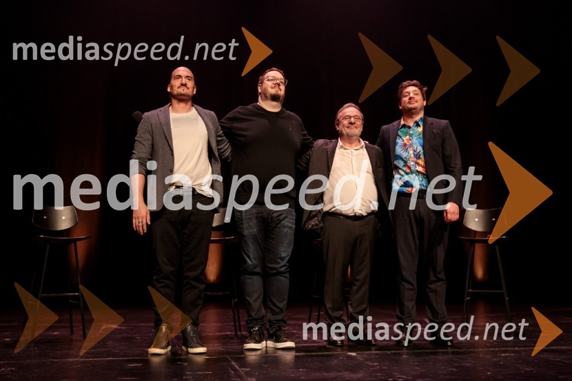  Vid  Valič, stand-up komik, voditelj;  Sašo Stare, stand up komik, voditelj;  Bojan Emeršič, igralec;  Tim Vodopivec, stand-up komikPrvi tradicionalni stand-up velešov