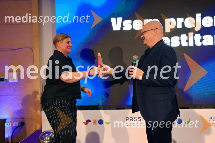  Tina Cipot, vodja korporativnega komuniciranja, Lidl Slovenija, predsednica PRSS; prof. dr. Dejan Verčič,  profesor in vodja Centra za marketing in odnose z javnostmi na Fakulteti za družbene vede v Ljubljani, ter partner in direktor za znanje, Herman & partnerji d.o.o.27. SKOJ, prvi dan konference