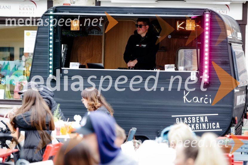 Kr' tavelik petek je!, otvoritev Prešernega poletja v Kranju