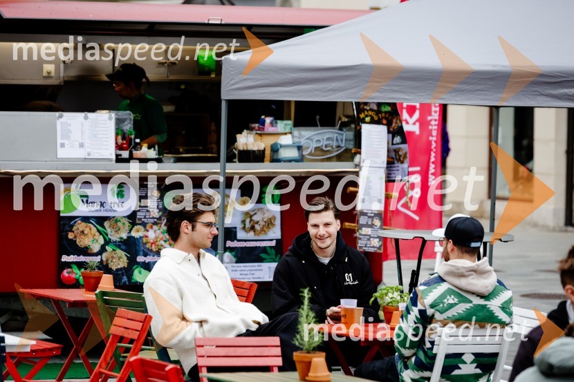 Kr' tavelik petek je!, otvoritev Prešernega poletja v Kranju