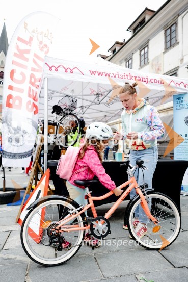Kr' tavelik petek je!, otvoritev Prešernega poletja v Kranju