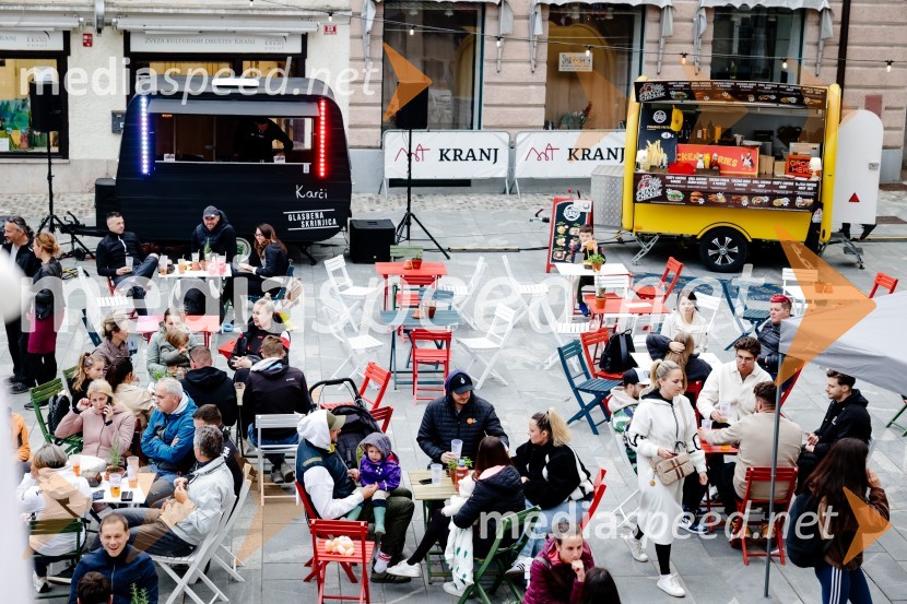 Kr' tavelik petek je!, otvoritev Prešernega poletja v Kranju