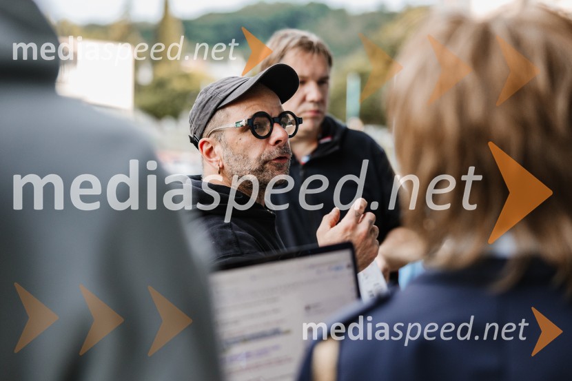 1976, premiera gledališkega projekta v okviru GO! 2025