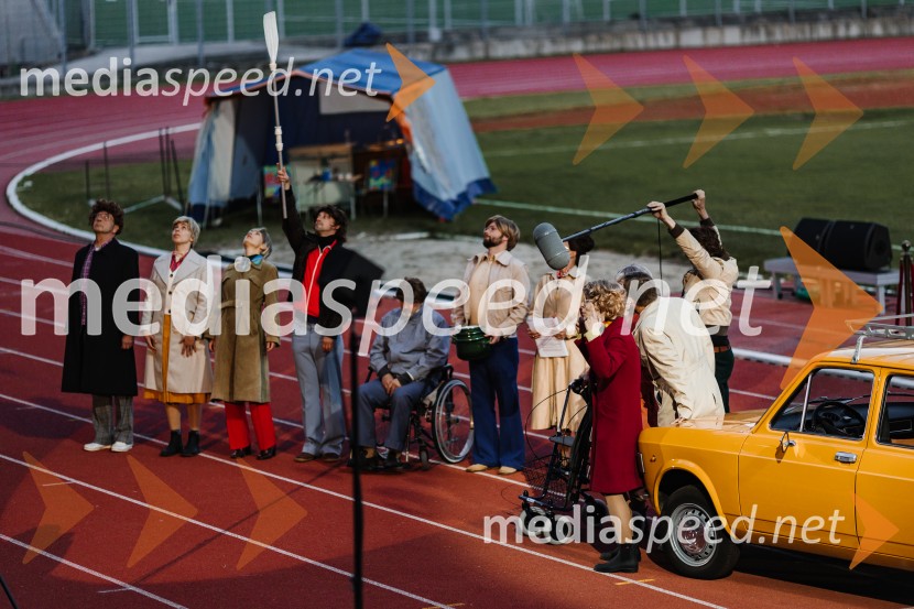 1976, premiera gledališkega projekta v okviru GO! 2025