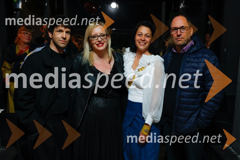  Izak Košir, novinar;  Tjaša Pureber, vršilka dolžnosti generalnega direktorja, GOV.SI;  Inga Remeta, direktorica, Slovensko mladinsko gledališče;  Dejan Tešović, predstavnik Mestne občine Ljubljana55. člen, premiera drame v Slovenskem mladinskem gledališču