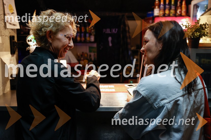  ... ;  Tamara Avguštin, igralka55. člen, premiera drame v Slovenskem mladinskem gledališču