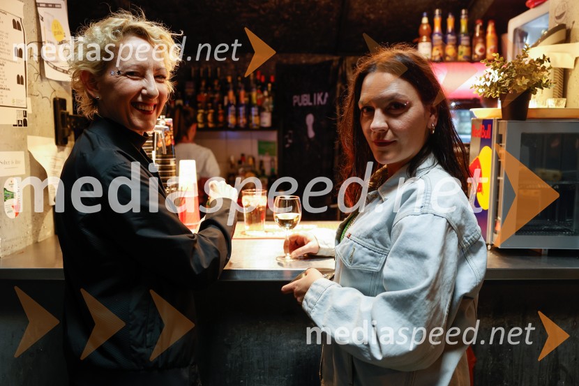  ... ;  Tamara Avguštin, igralka55. člen, premiera drame v Slovenskem mladinskem gledališču