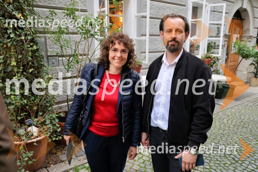 dr. Alix Landgrebe, direktorica, Goethe-Institut v Ljubljani;  ... Hannah Arendt (Ne)človeško stanje, premiera, Mini teater