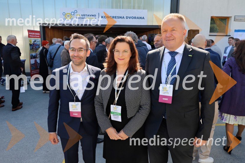  ... ;  ... ;  Zdravko Počivalšek, nekdanji minister za gospodarski razvoj in tehnologijo13. Kongres Slovenske demokratske stranke