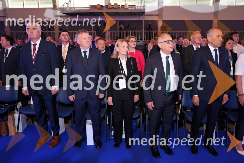  ... ;  ... ;  ... ;  ... ;  Janez Janša, predsednik stranke SDS13. Kongres Slovenske demokratske stranke