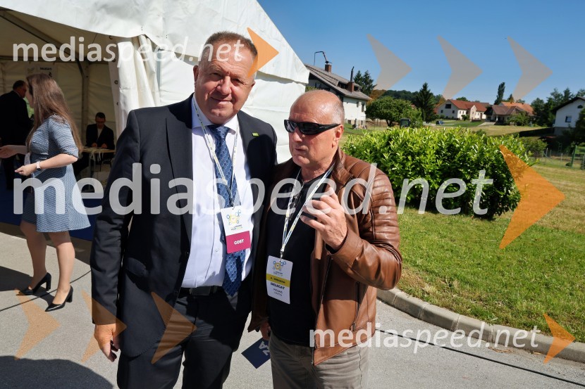  Zdravko Počivalšek, nekdanji minister za gospodarski razvoj in tehnologijo;  Martin Pečarič13. Kongres Slovenske demokratske stranke