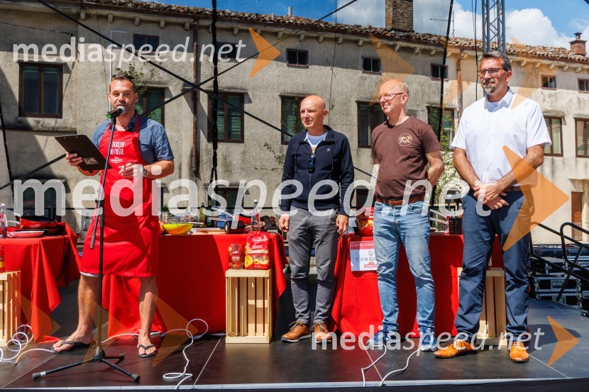  Iztok Gustinčič, radijski voditelj, glasbenik;  ... ;  ... ;  ... Pašta Fešta 2025 - največji festival testenin