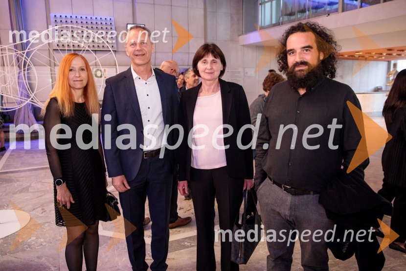  Zvezdana Lazar, Cankarjev dom;  ... ;  ... ;   Jure Novak, generalni direktor, Cankarjev domPastoral v izvedbi Malandain Ballet Biarritz, Cankarjev dom