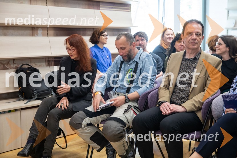  Bina Štampe Žmavc, pisateljica;  ... ;  ... Razglasitev prejemnikov Levstikovih nagrad Mladinske knjige, novinarska konferenca