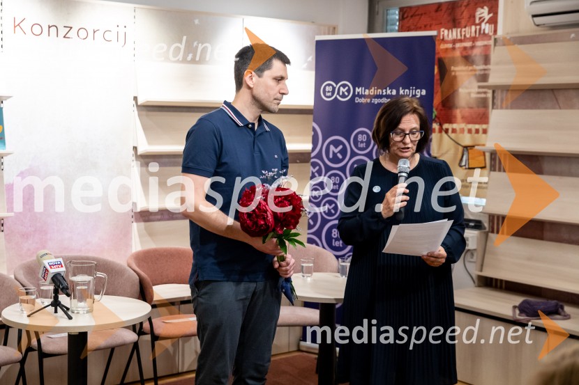  Žiga Kosec, urednik revije Cicido, Mladinska knjiga;  ... Razglasitev prejemnikov Levstikovih nagrad Mladinske knjige, novinarska konferenca