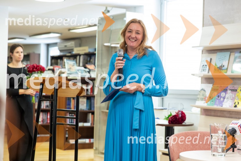 dr. Alenka Kepic Mohar, glavna urednica Mladinske knjige in direktorica Cankarjeve založbeRazglasitev prejemnikov Levstikovih nagrad Mladinske knjige, novinarska konferenca