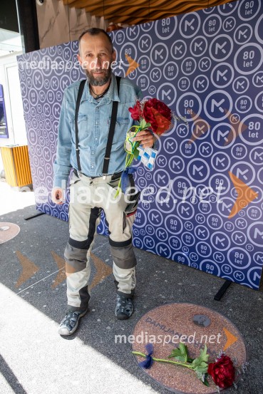  Damijan Stepančič, ilustrator in slikarRazglasitev prejemnikov Levstikovih nagrad Mladinske knjige, novinarska konferenca