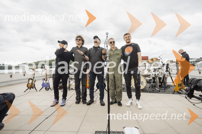  Primož  Benko, glasbenik, član skupine Siddharta;  Nejc  Škofic, glasbenik;  Tomi Meglič, glasbenik, pevec skupine Siddharta;  Jani Hace, glasbenik, Siddharta;  Boštjan Meglič, glasbenik, član skupine SiddhartaSIDDHARTA – 30 let, ekskluzivni koncert in predstavitev podkasta “Pot do X”